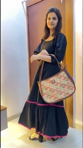 Black maxi dress + Zouk bag = the perfect everyday chic look ✨🖤 #myntraeors #myntrahaul #blackdress