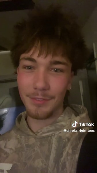 ️ (@shreks.right.toes)’s videos with original sound - music engineer