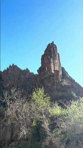 The beautiful Arizona Superstition Mountain are a must see #hiking #arizona #superstition #mountains