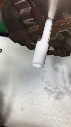 Corrosive media hard to seal? Meet the PTFE Split Gasket – engineered for the toughest conditions!