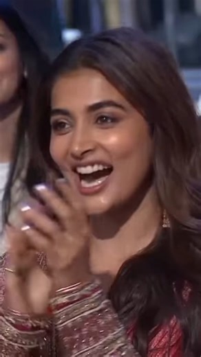 purane superhit gaane #bollywoodsongs #superhit #trendingshorts #superhitsongs #kavitakrishnamurthy