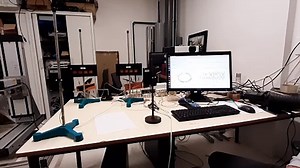 Backscatter, Reconfigurable Intelligent Surfaces and MIMO Communications with a Multipurpose Antenna