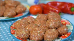 "Kebab Ćufte: Ukusna tradicija iz Turske - Originalni recept!"-Jako sočne, ukusne, prsti se ližu…