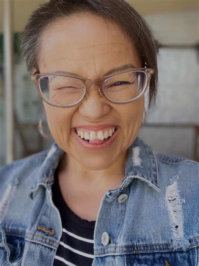 My bank account and I need couples therapy🤣🤣seriously . it’s not faithful. new money mantra: money goes and comes back multiplied 👏🫶🏻🤲#mantras #trendingtok #fypシ #viral #humor