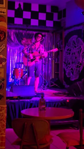 Lovin it!!! Thanks so much Mark!!!! Loved having you!! @markhowardmusic | Elixir Music House