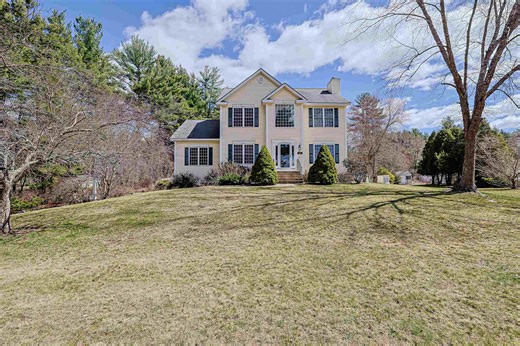 10 Checkerberry Ln, Londonderry, NH 03053 - MLS 5083897 - Coldwell Banker