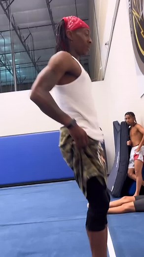 @kingkumo_ #tumbling #awesome #amazing #crazy #omg | Cyber Street Flips