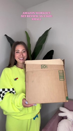 FeelinGirl Workout Set Review - Amazon Fashion Gym Set