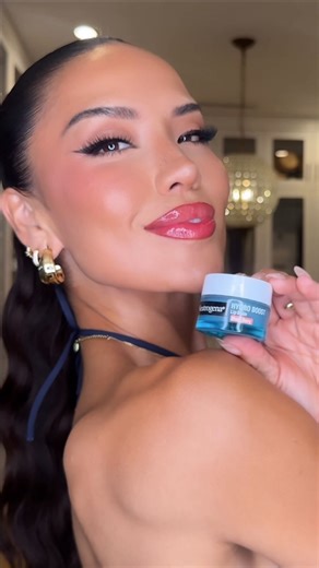 Karen Sarahi Robles on Instagram: "My hack for a stained juicy and hydrated pout that lasts all day #neutrogenapartner💋 add your favorite lip stain + @neutrogena Hydro Boost Lip Balm in Sheer Berry. One swipe on your lips leaves them looking healthy and feeling hydrated. How To: Step 1: clean lips with @neutrogena makeup wipes to remove dull surface and excess product off lip Step 2: add favorite lip stain Step 3. add Hydro Boost Lip Balm in Sheer Berry"