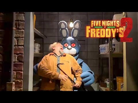 FIVE NIGHTS AT FREDDY'S | Haunted House Walkthrough | Halloween Horror Nights Hollywood 2025