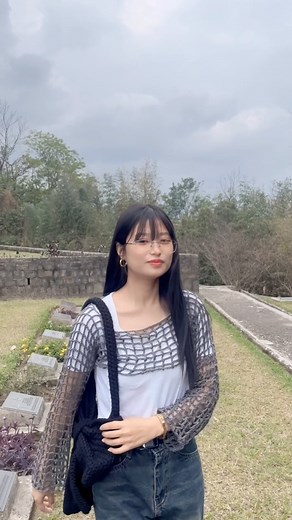 78K views · 7.6K reactions | Lovely Crochet Bow Bag & Mesh Top From @nini_crochet___  | Sori Eats And Vlogs | Facebook