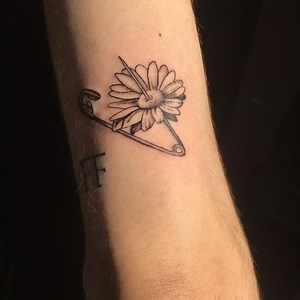 Minimal Tattoo Ideas, Daisy Flower, Tattoo Design - Etsy