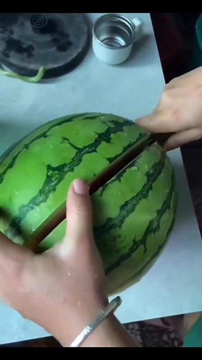 1.9K views · 436 reactions | Când ești expert la testarea pepenelui 﫣 #masterchef #funny #foryou #comedy #viralvideo #funnyvideos #comics | Sandu Tudor | Facebook