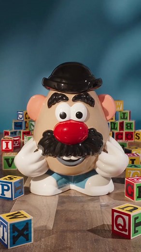 what’s going on here spud 👀 #hottopic #toystory #mrpotatohead