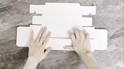 30 Pack Macaron Boxes for 12, Macaron Gift Box with Clear Window, White Pastry Bakery Boxes, Baked Goods Packaging Container for Cookies, Chocolate, Truffles Desserts, Muffins