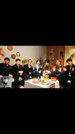 ‎حينا‎ on Instagram: "-i hope this time audio doesn't get unavailable😔 Reposted twice now. #bts #btslive #btsot7live #btschristmas #home Kimnamjoon kimseokjin minyoongi junghoseok parkjimin kimtaehyung jeonjungkook btsedits bangtanedits fyp viral trending"