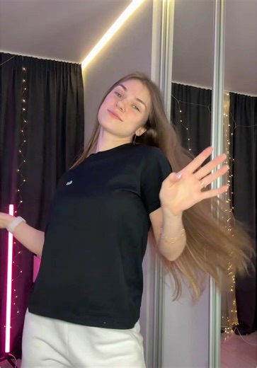Dance Alone: Embracing Solo Dance Trends on TikTok