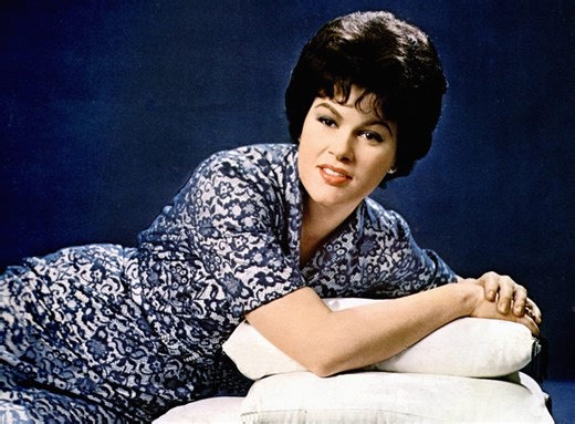 Patsy Cline Predicted 'Sweet Dreams' Was Her Last Single and Foretold a Doomed Fate Before Her Death