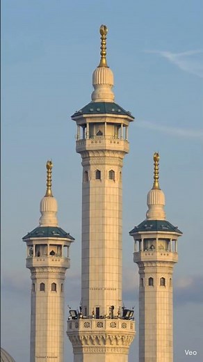 The Most Breathtaking Mosques Worldwide