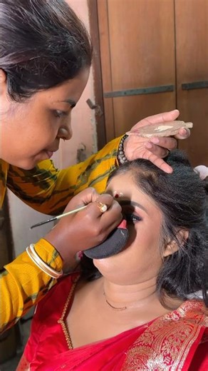 How do you like it?? #youtubeshorts #makeup #viralvideo #kolkaart