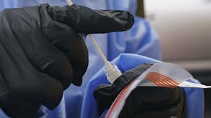 How to avoid getting scammed while seeking a COVID-19 test in Illinois