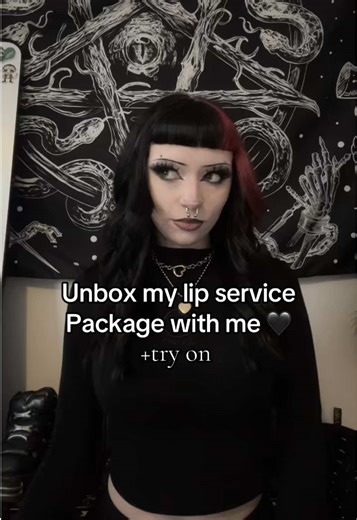 Stylish Finds from Lip Service: Try-On and Unboxing