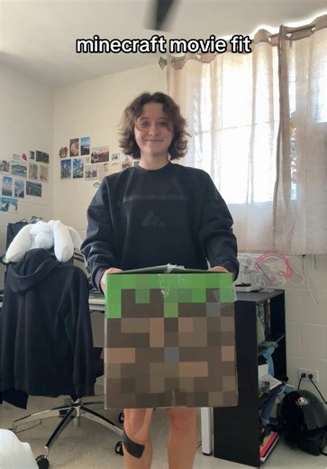 Exploring Minecraft Movie Outfits and Cosplay Options