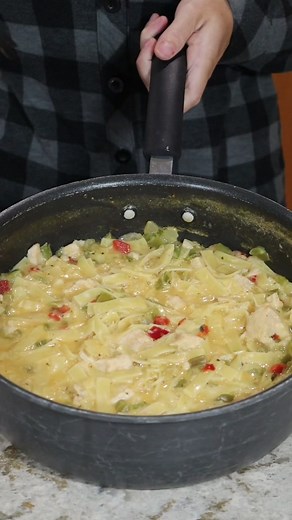 One Pot Cajun Chicken Alfredo Pasta Recipe