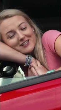 BAŁA SIĘ ZASNĄĆ NA CIEMNYM PARKINGU 😮| Specjalistki #shorts