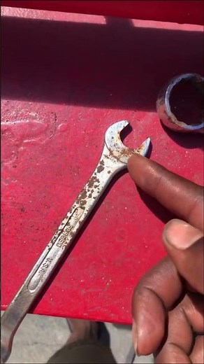 How to clean rusted tools