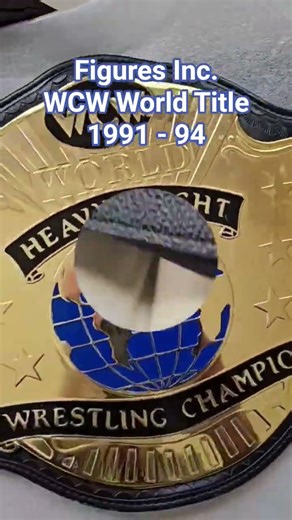 *SIGNED* Figures Inc 1991-94 WCW World Title