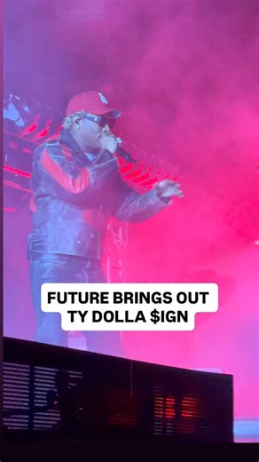 REAL 92.3 - LA's NEW HOME FOR HIP HOP on Instagram: "Future brought @TyDollaSign out at @DontFallInLoveFest‼️🎶🔥 📸 @anicaribbean"