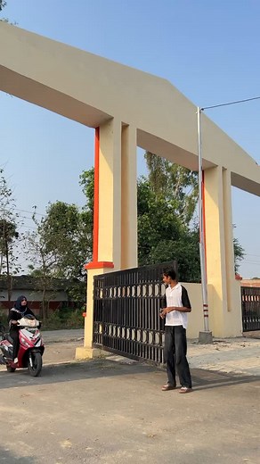 875K views · 111K reactions | Khoaf e khuda or ek nek ladki 爐 #reels#instagram#instalike#instadaily #islam #islamicvibes #deen #muslim #religion #namaz #azan #inspiration #emotional #humanity #waseemofficial | Amaan Ali | Facebook