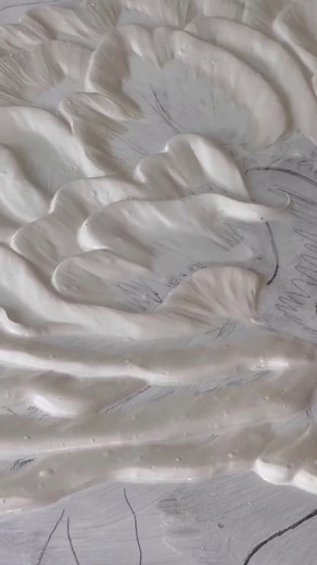 Create Stunning Textured Paintings with a Piping Bag