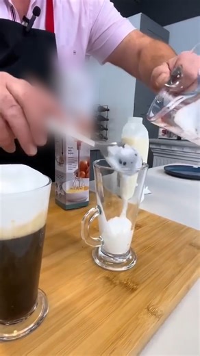 Omg y’all, this whisk is a game changer in the kitchen! 🍳💫 Just press down and it spins on its own — no batteries, no cords, just ✨pure whisking power✨. Whether I’m making fluffy eggs, smooth sauces, or creamy batters, this stainless steel cutie gets it DONE in seconds! 🙌💥 Easy to clean, super durable, and sooo satisfying to use 💖 Trust me, your wrists will thank you! 😍🥄 #KitchenHack #WhiskItRealGood | Datactively