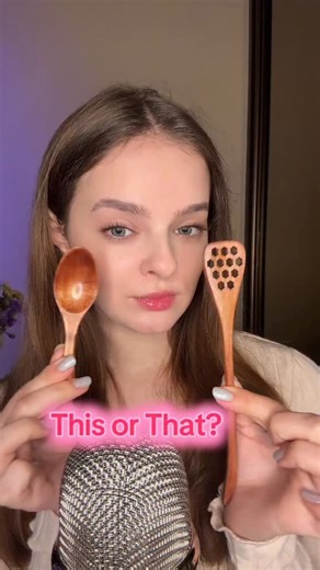 @lisandra_asmr on Instagram: "@lisandra_asmr YouTube ASMR Lisandra🩷📌 #asmr #asmrvideo #asmrsounds #asmrtriggers #asmrtriggersounds #asmrcommunity #asmrtingles"