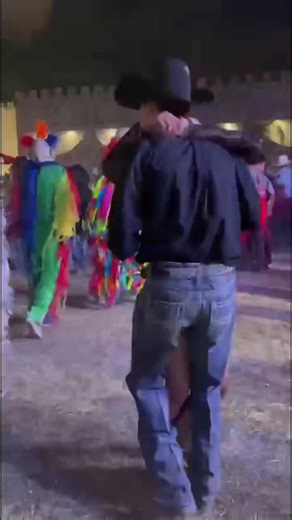 Huapango Dance Vibes - A Celebration of Culture