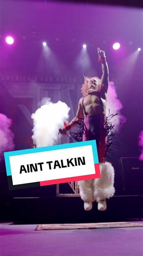 💬 AINT TALKIN 💬 🔴 Some people in the comments are hating on Mike doing the splits, so we decided to make Drew do it instead 🤘🏻 🔴 Come see us live this summer! Tour dates are listed on our website: jumptribute.com 🔴 Wardrobe: @rockshowco2 @ruin__nation 🔴 Vid: Johnfmedia 🔴 #vanhalen #davidleeroth #80s #classicrock