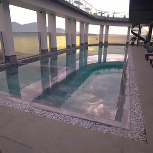 1.6K views · 44 reactions | ‍♀️You'll want to try our amazing rooftop pool while you stay with us! ‍♀️저희 멋있는 루프탑 풀을 꼭 경험을 해 보셔야죠~!!⁠ .⁠ ⁠ #stellamarisbeachdanang #스텔라마리스다낭 #스텔라마리스비치 #danang #hoian #베트남 #다낭 #mykhebeach #미케비치 #호이안 #다낭호텔추천 #다낭숙소 #다낭숙소추천 #루프탑풀 | Stella Maris Beach Danang | Facebook