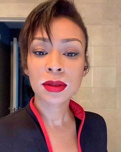 201K views · 648 reactions | You’ve been asking for years. Finally, here’s how I apply my signature lipstick to get SHARP lines that stay all day! My limited edition Work Red Velvet Lip Suede will be available again in 2020! In the meantime... try this technique.  #WorkRedBySCS | Shanel Cooper-Sykes | Facebook