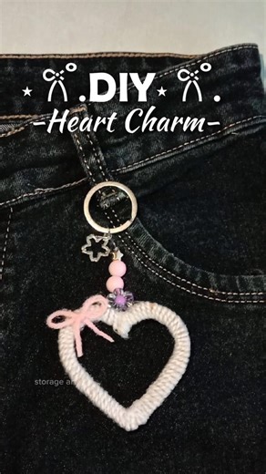 DIY asthetic keychain ✨ #diy #handmade #craft #ytshorts #shorts