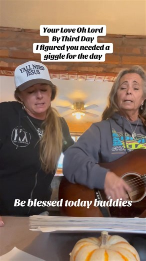 98 reactions · 32 comments | #horsetrainerlife #barrelracing #rodeo #barrelhorse #rodeolife #jesus #christianreels #christiancowboys | Betsy Lemaire | Facebook