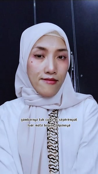 Tutorial Bikin Eyeliner Ala Cewek Korea