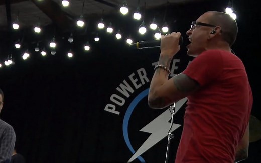 林肯公园Linkin Park《Burn It Down》高清现场Live版！