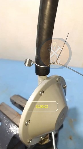 6.8K views | A Great DIY hose clamp idea! How to make a strong and reliable clamp out of wire. Helpful homemade tips and tricks. Useful lifehacks for home #diy #hose #clamp #tips #tricks #idea | DIY Guru | Facebook