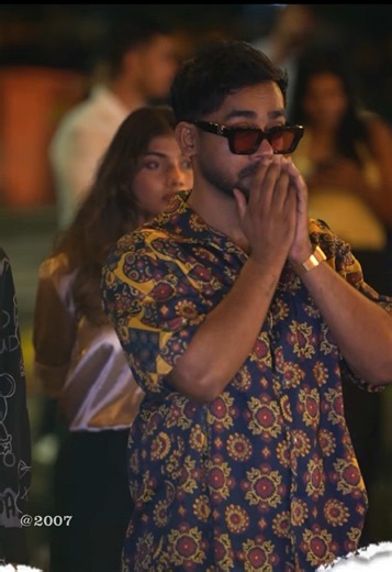 ඒ මිය සිය අද මා ගයනා විට මා සිප ගන්නට ඔබ මා ලග නැත