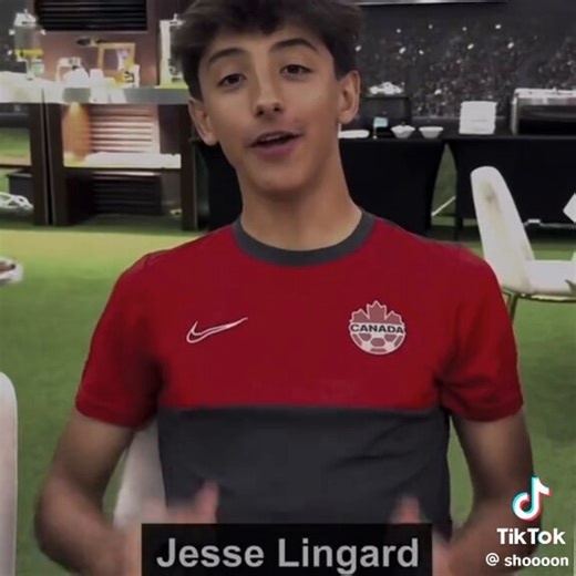 Mais c’est quoi cette réécriture sur Lingard?? Il était tellement nul hein