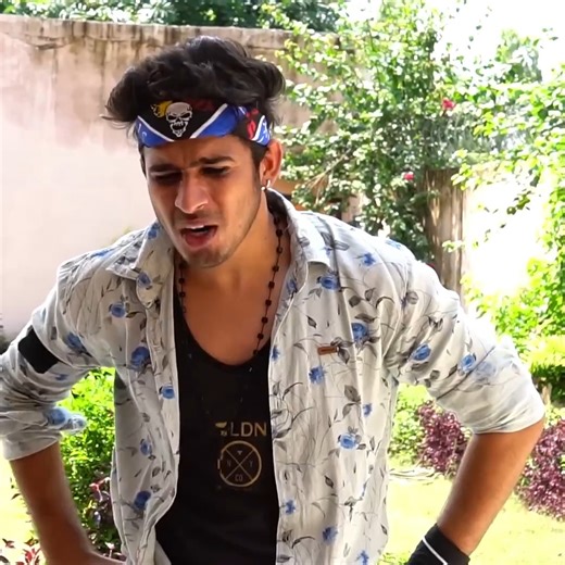 256K views · 9K reactions | Round2hell New l Funny Video - Comedy Video #round2hell #r2H #comedy | Xakaa 23 | Facebook