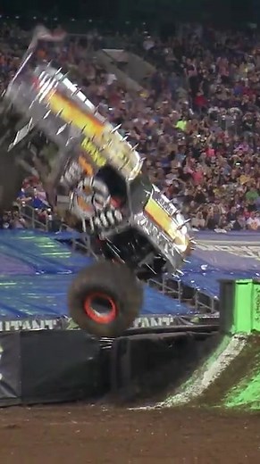 Amazing Monster Jam Backflip Save
