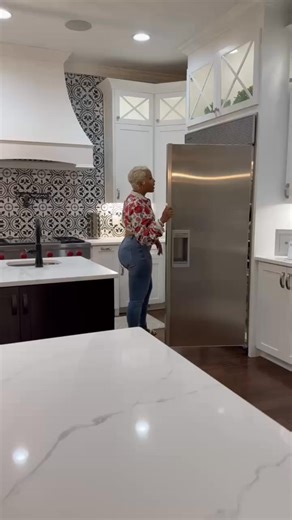 When Amanda ask Amber is she happy that Anthony and Shayla not on good terms! | The Black Comedian